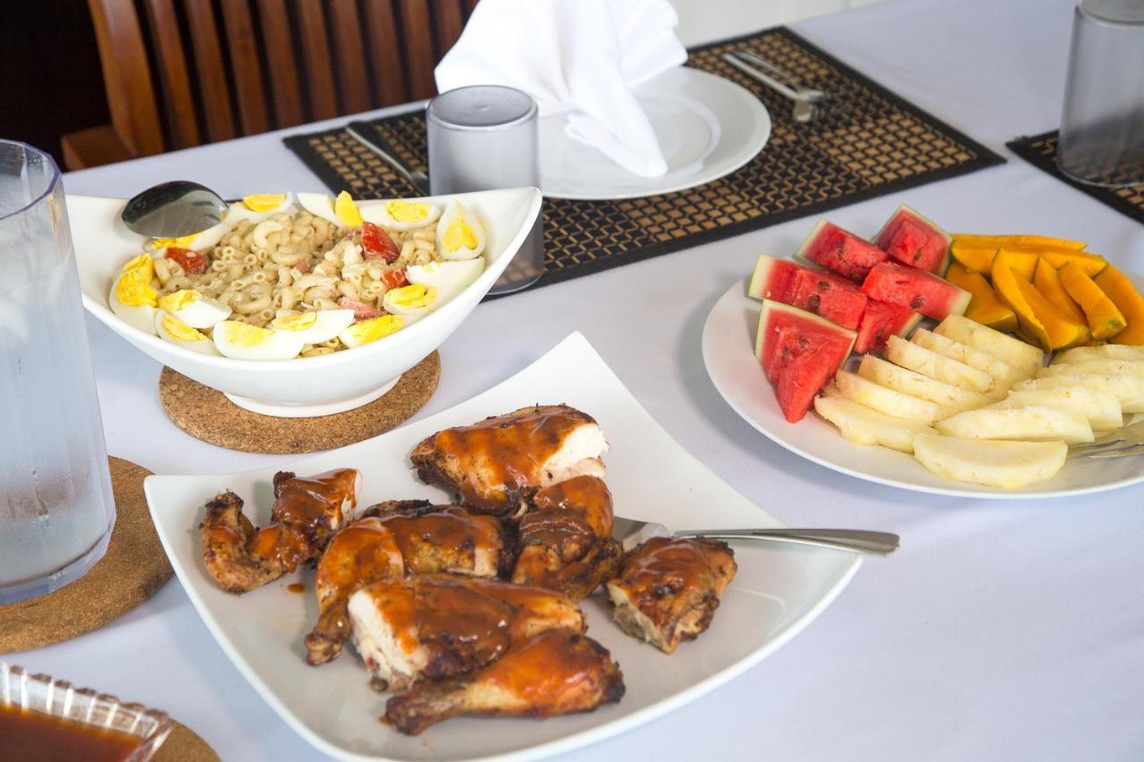 Llantrissant Beachcliff Villa Negril Ngoại thất bức ảnh